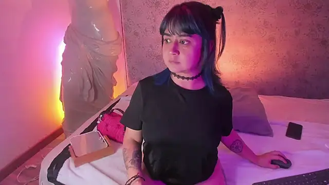 Snapshot of LylaVixxen chatting on November 29, 2025, 6:02 am LylaVixxen online show from November 29, 2025, 6:02 am