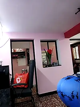 GabyMontenegro online show from October 17, 2025, 5:59 pm