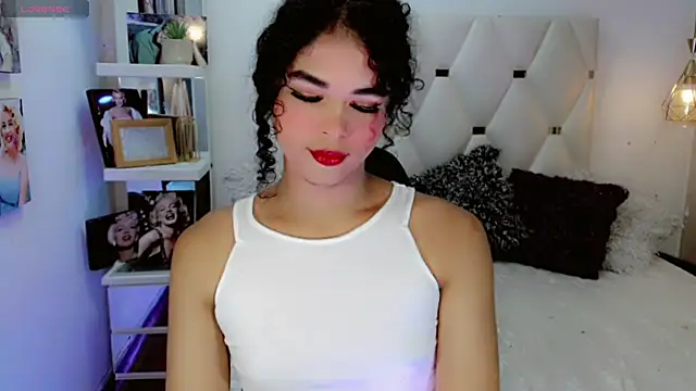 Veronica Misst  online show from October 8, 2025, 12:17 pm