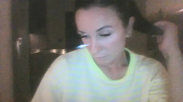 Justnani001 online show from October 2, 2025, 6:44 pm