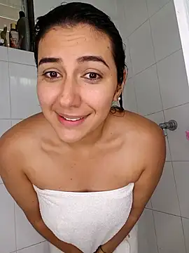 Snapshot of VioletaWalton1 chatting on September 17, 2025, 3:25 pm VioletaWalton1 online show from September 17, 2025, 3:25 pm