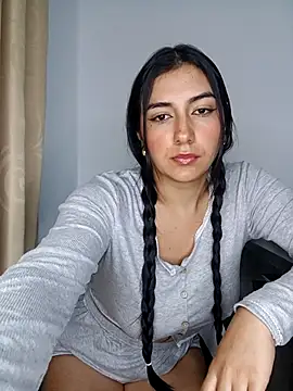 Snapshot of VioletaWalton1 chatting on September 23, 2025, 2:07 am VioletaWalton1 online show from September 23, 2025, 2:07 am