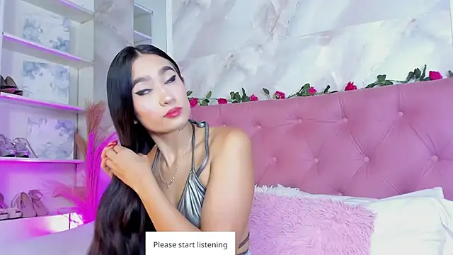 Nicolqueen  online show from October 17, 2025, 11:12 am