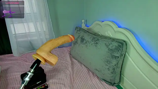 katerine Monroe online show from December 2, 2025, 6:59 am