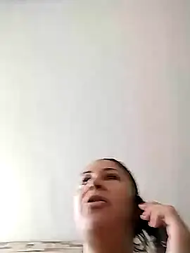 KittyHoleshot87 online show from October 10, 2025, 2:29 pm