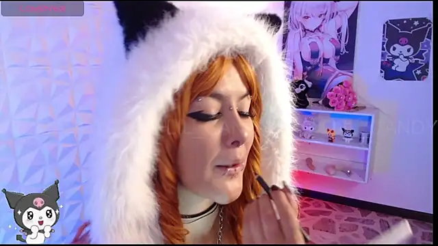 lil candy77 online show from May 12, 2026, 11:38 am
