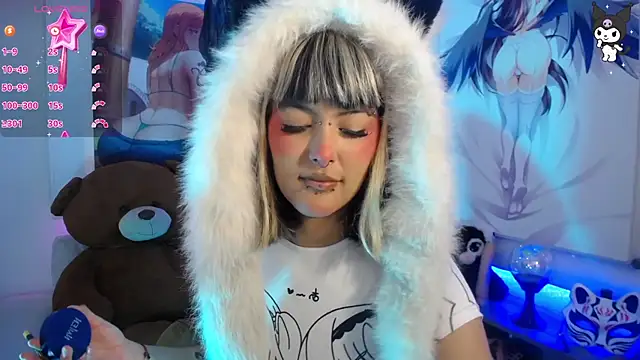 lil candy77 online show from October 24, 2025, 12:15 pm