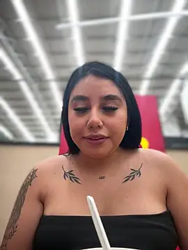 Sophie Dreamss online show from October 27, 2025, 7:48 pm