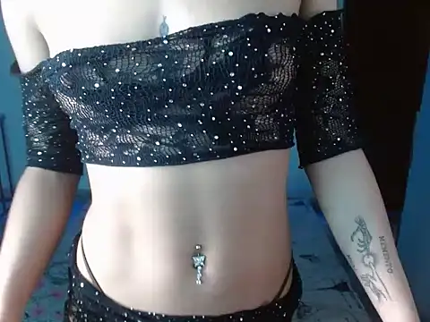 canelasexy 1 online show from December 16, 2025, 8:02 pm