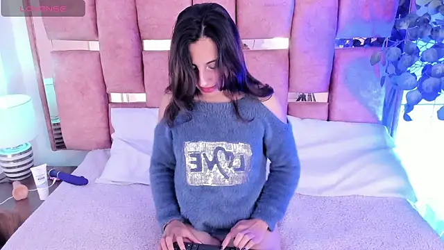 angelica cute12 online show from October 13, 2025, 7:48 pm