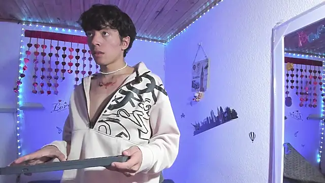 Dani Lips  online show from September 14, 2025, 8:53 pm