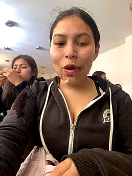 BrendaAr online show from October 28, 2025, 3:55 pm