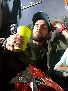 hairy mannn online show from December 20, 2025, 4:32 pm