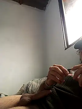 hairy mannn online show from October 27, 2025, 2:18 pm