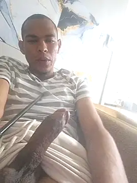 Snapshot of LuciousLyon chatting on November 7, 2025, 10:57 pm LuciousLyon online show from November 7, 2025, 10:57 pm