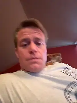 DILFiGuess11 online show from February 15, 2026, 9:14 pm