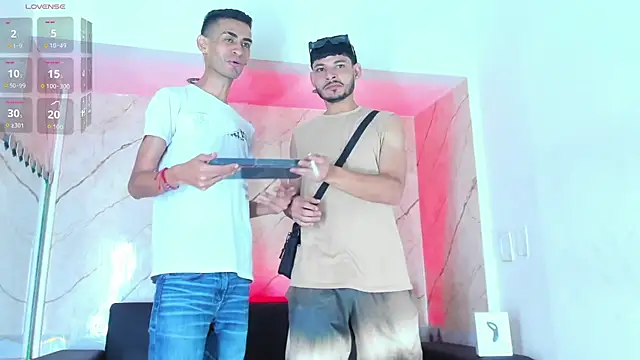 Golldens Dreamss online show from October 12, 2025, 7:48 pm