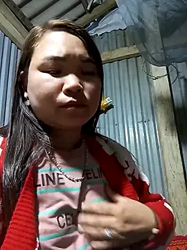 may-squirl online show from November 29, 2025, 3:23 pm