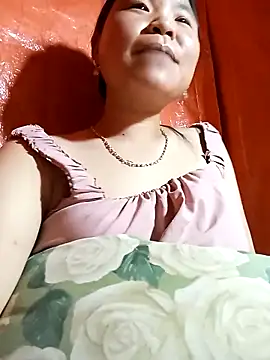 may-squirl online show from September 26, 2025, 4:25 pm