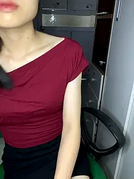  Mon 23 online show from November 18, 2025, 2:27 am