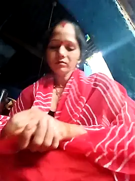 Jooli xx online show from October 1, 2025, 2:27 am