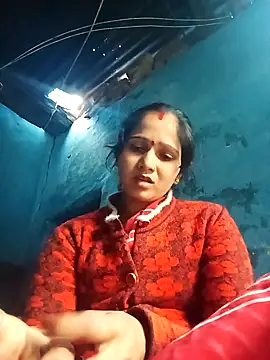 Jooli xx online show from February 10, 2026, 12:15 pm