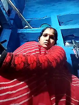 Jooli xx online show from December 21, 2025, 1:24 pm