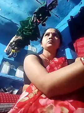 Jooli xx online show from March 14, 2026, 3:40 pm