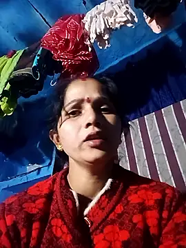 Jooli xx online show from January 12, 2026, 4:25 pm