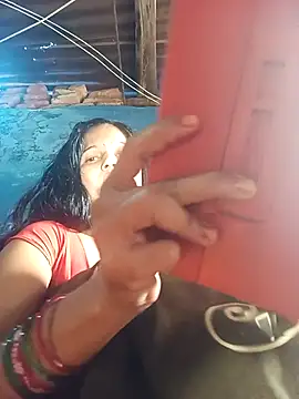 Jooli xx online show from November 3, 2025, 4:39 am