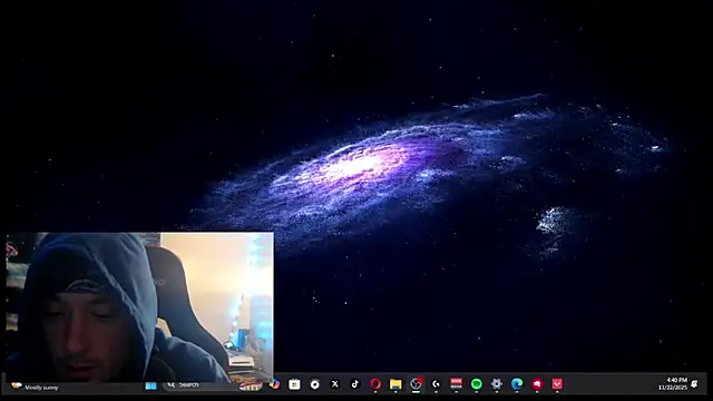 YoBlezz online show from November 22, 2025, 10:41 pm