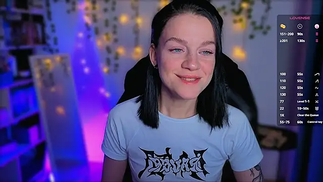 Snapshot of raspberry__girl_ chatting on September 14, 2025, 7:58 pm raspberry girl online show from September 14, 2025, 7:58 pm