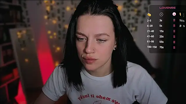 Snapshot of raspberry__girl_ chatting on October 8, 2025, 9:48 pm raspberry girl online show from October 8, 2025, 9:48 pm