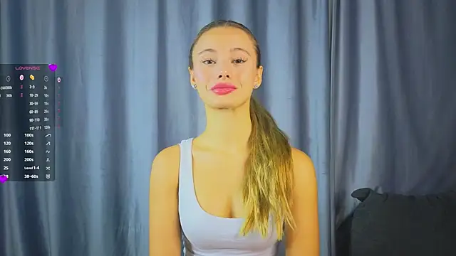 NaughtySeraphine online show from November 11, 2025, 6:19 am