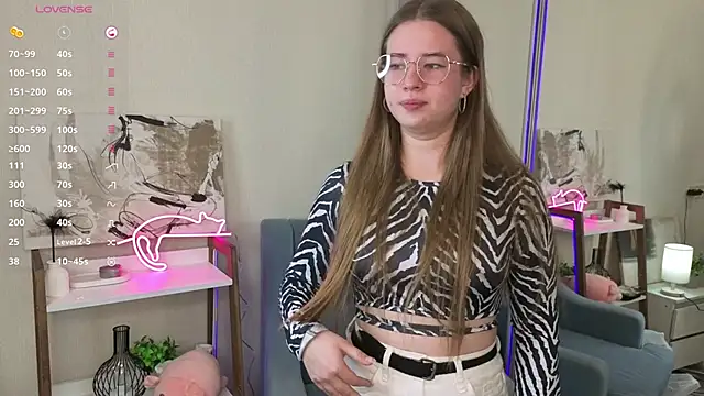 JenLottie online show from October 9, 2025, 3:12 pm