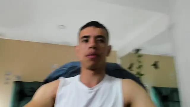 Muscle Scott online show from October 15, 2025, 12:24 pm