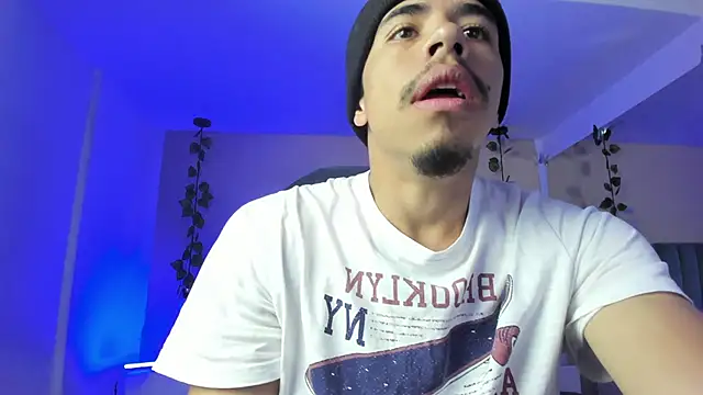 Muscle Scott online show from January 14, 2026, 1:04 pm