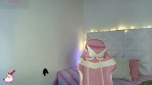 Snapshot of Abril1_gh chatting on February 9, 2026, 12:47 pm Abril1 gh online show from February 9, 2026, 12:47 pm