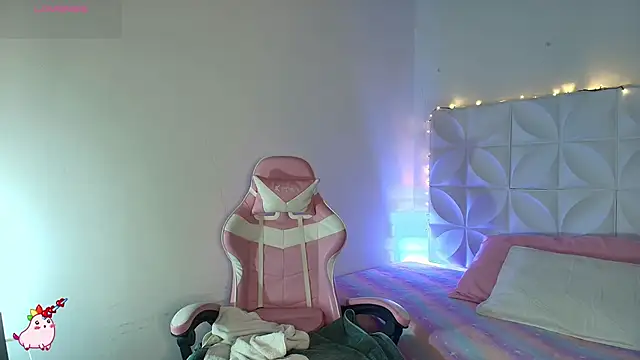 Snapshot of Abril1_gh chatting on February 5, 2026, 1:07 pm Abril1 gh online show from February 5, 2026, 1:07 pm