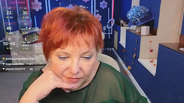 Kira Kenett online show from November 27, 2025, 6:14 am