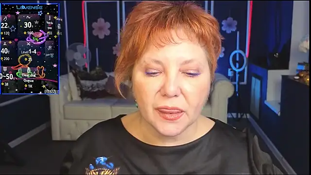 Kira Kenett online show from October 15, 2025, 8:33 am