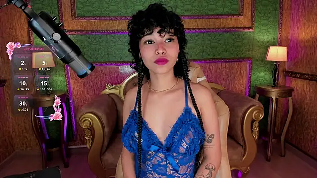 DaniCollinn  online show from October 1, 2025, 8:57 pm