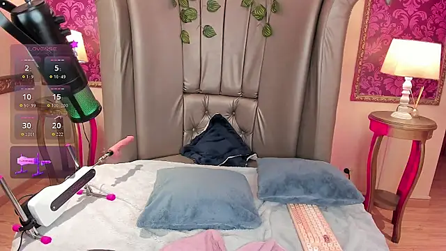 DaniCollinn  online show from January 5, 2026, 5:27 pm