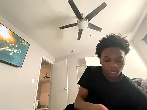 dmmeformerch online show from April 13, 2026, 3:05 pm