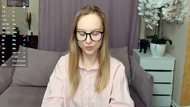 SoonMoor online show from February 1, 2026, 6:50 pm