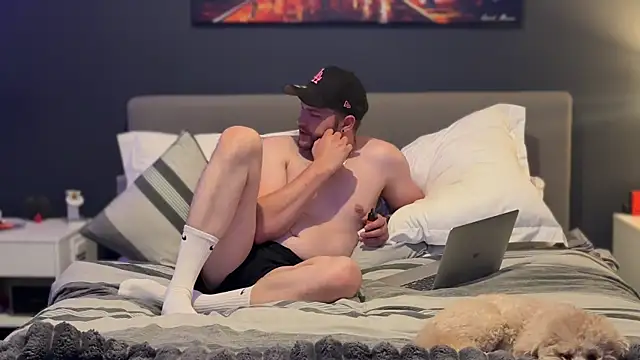 THIS boiNtoys online show from February 28, 2026, 12:27 pm