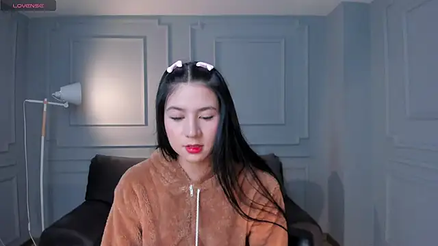 LaurentConnor online show from October 30, 2025, 3:27 am