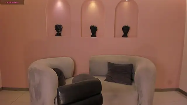 LaurentConnor online show from September 21, 2025, 11:54 pm