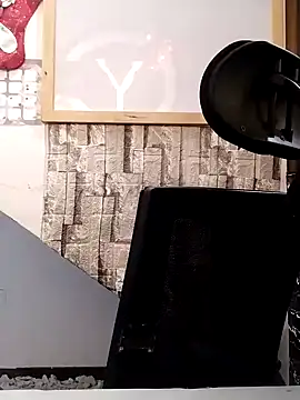 Jstivenlc  online show from January 6, 2026, 6:39 am