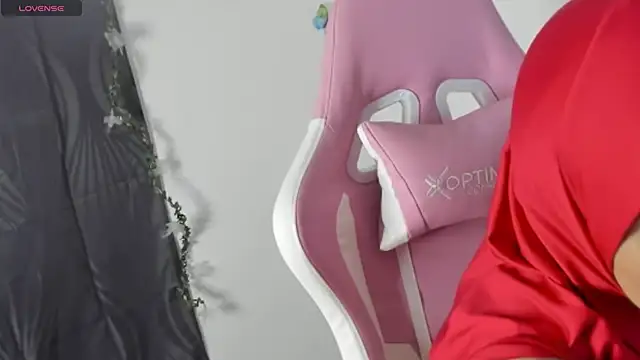 dalila kemur online show from September 17, 2025, 4:14 am